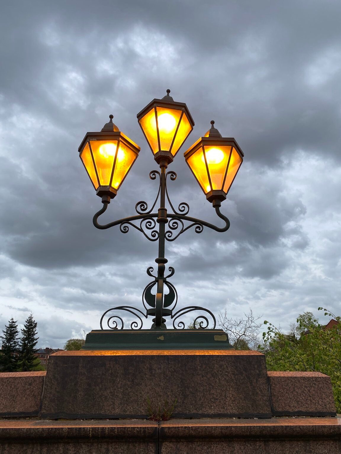 bridge street lamp